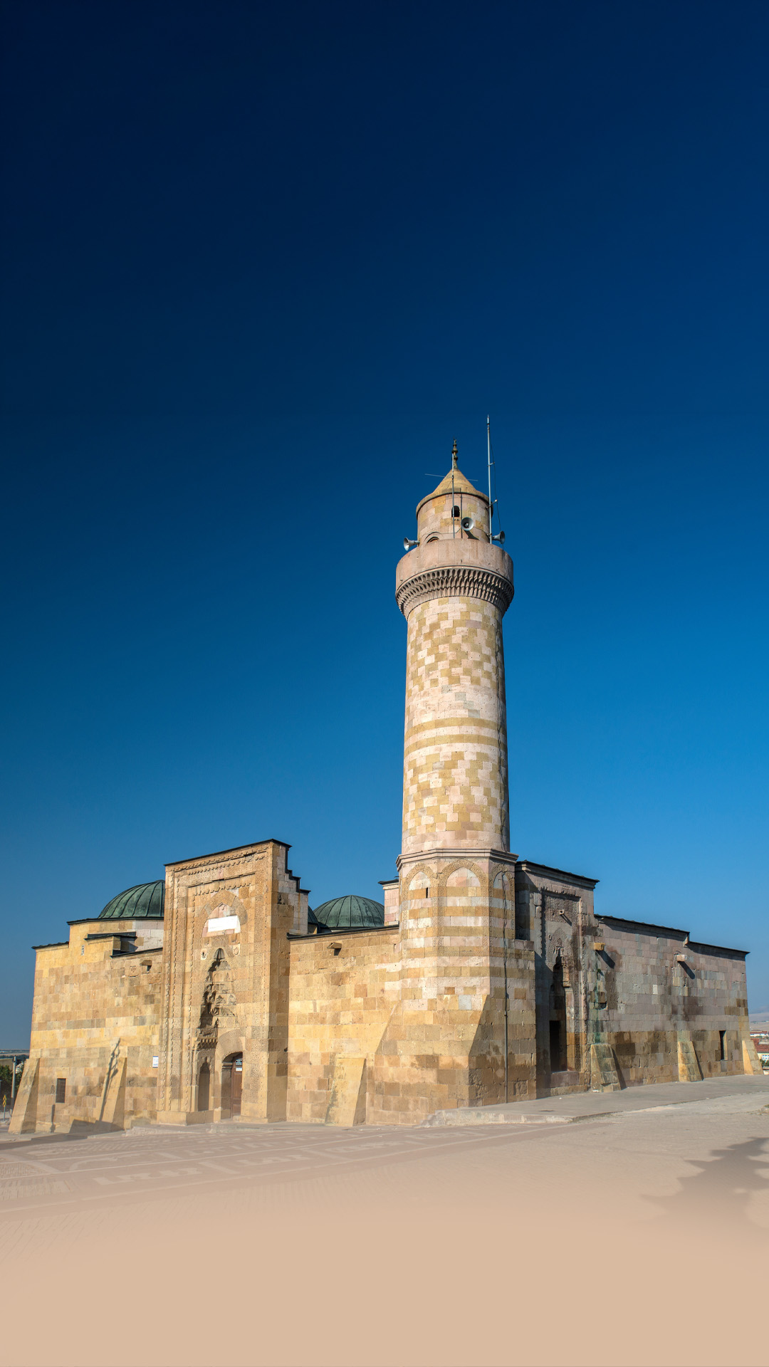 Niğde Alaaddin Camii